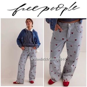 We The Free Bugged Out Straight-Leg Jeans 27 Sold Out and Hard to Find!